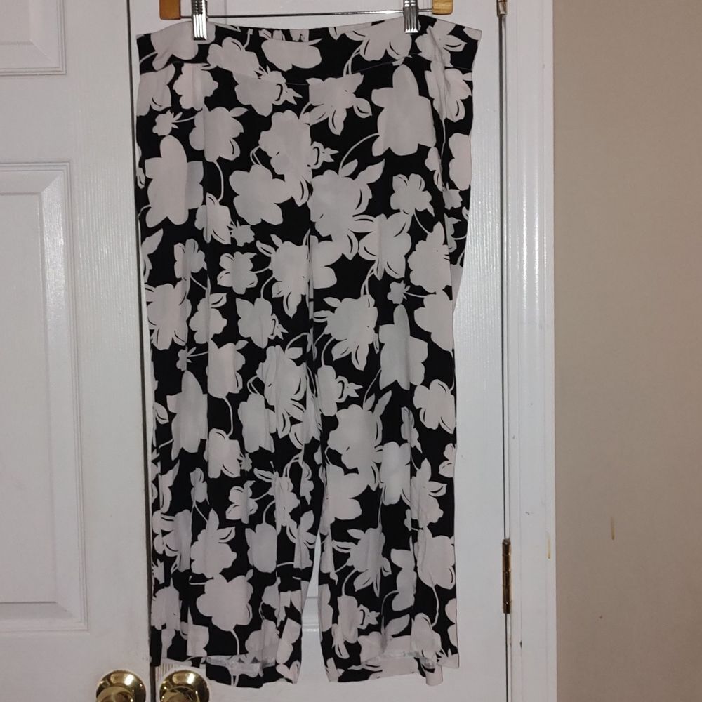 Kaari Blue black white  capri summer beach  Sz XL